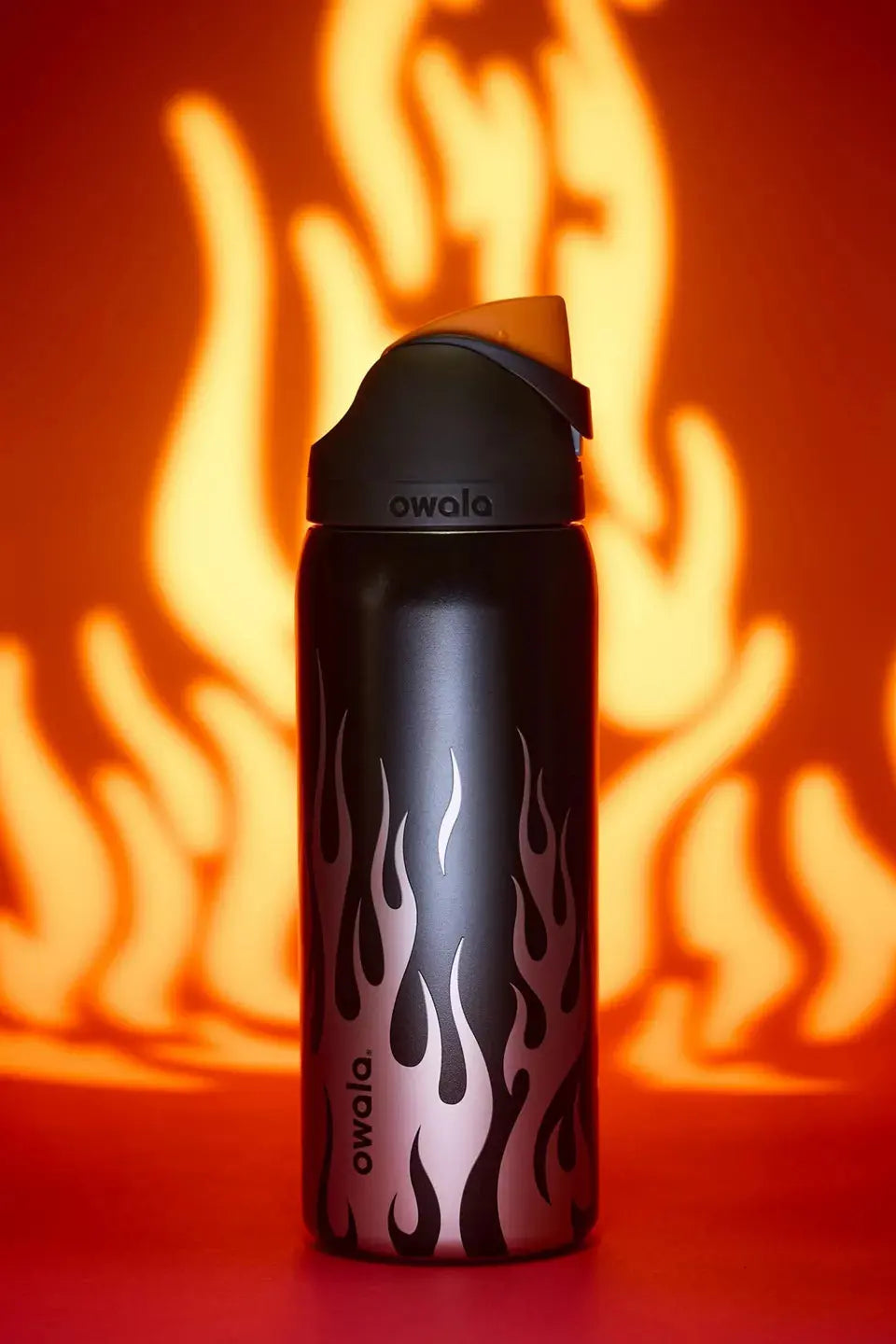 Owala UO Exclusive FreeSip 32 oz Water Bottle owaloo